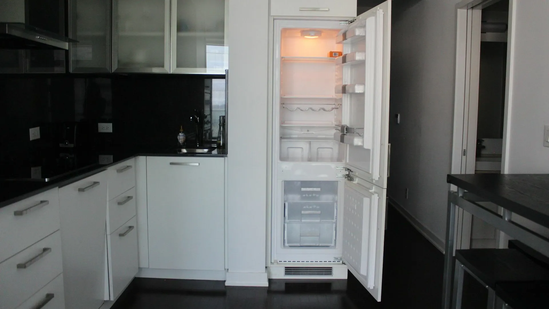 The Corporate Suites - Ice Condos Toronto 4*,  Canada