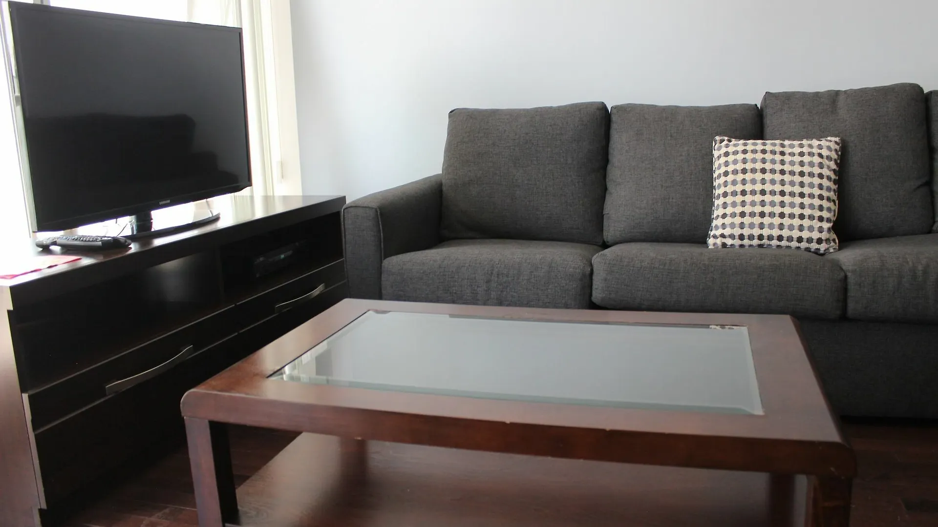 The Corporate Suites - Ice Condos Toronto