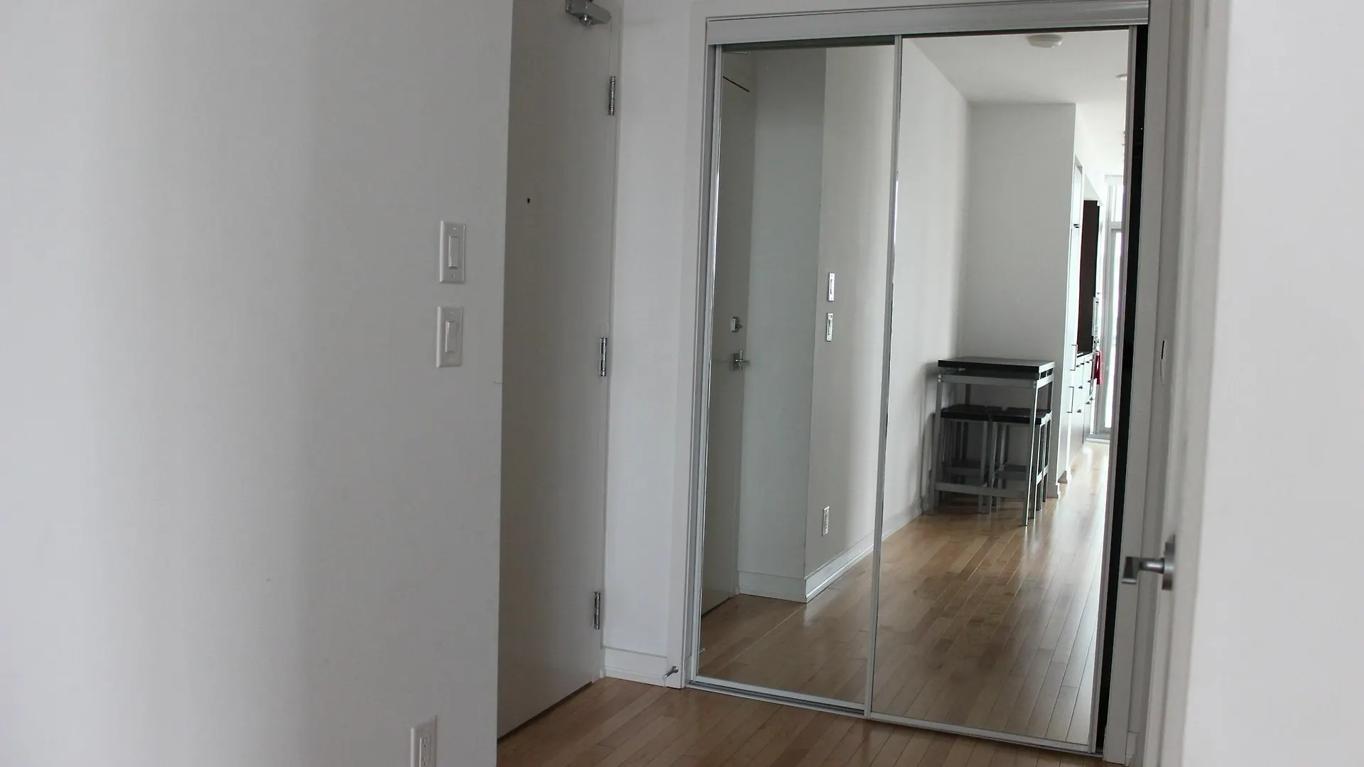The Corporate Suites - Ice Condos Toronto