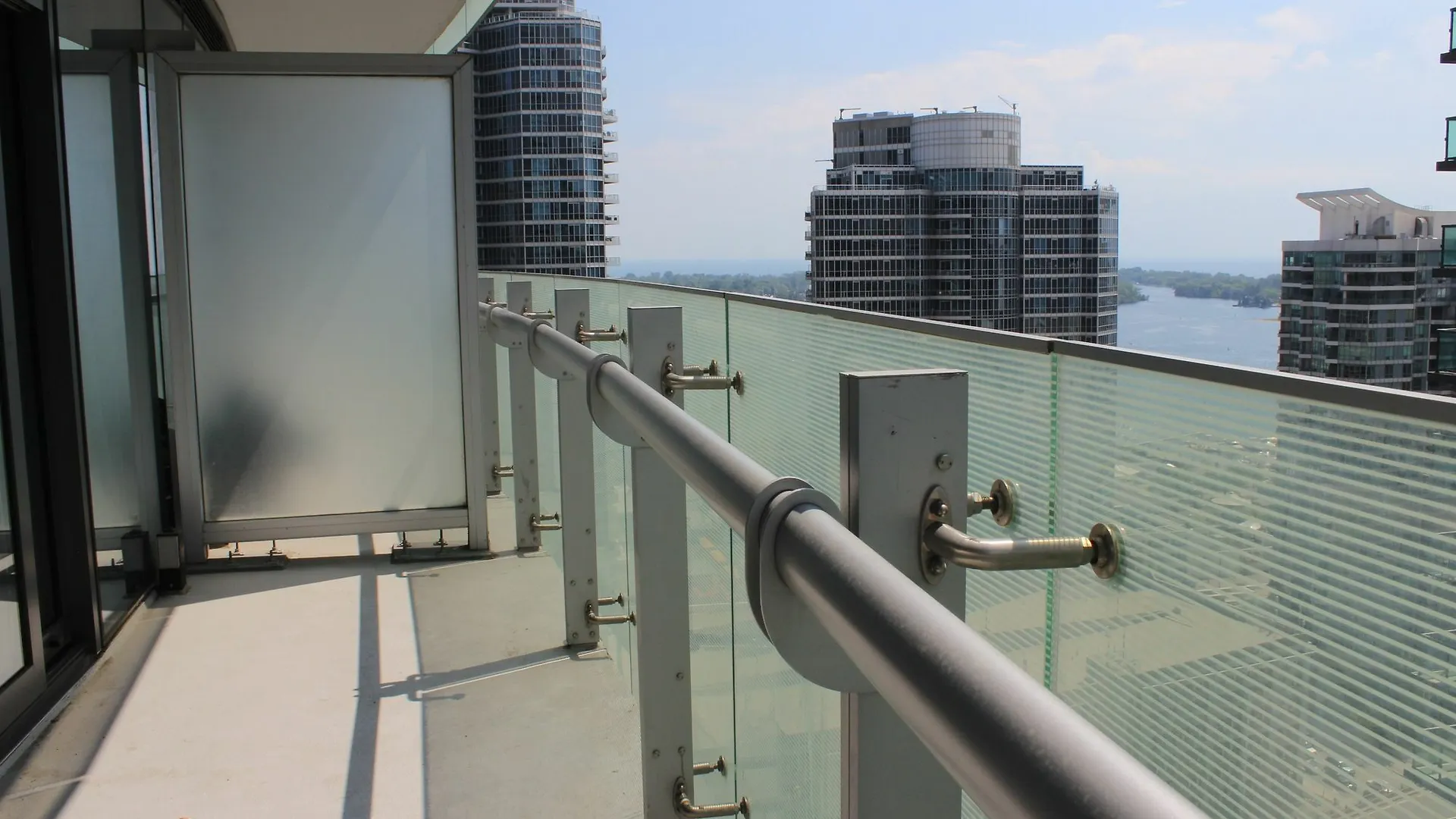 The Corporate Suites - Ice Condos Toronto